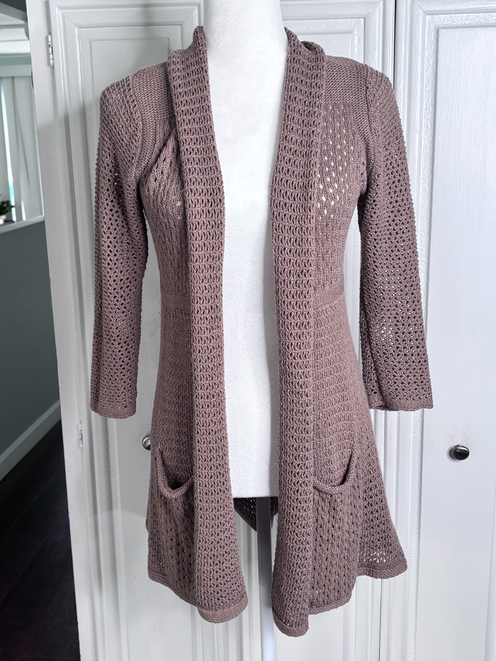 Angel Of The North from Anthropologie Open-Front Crochet Cardigan in Tan size M